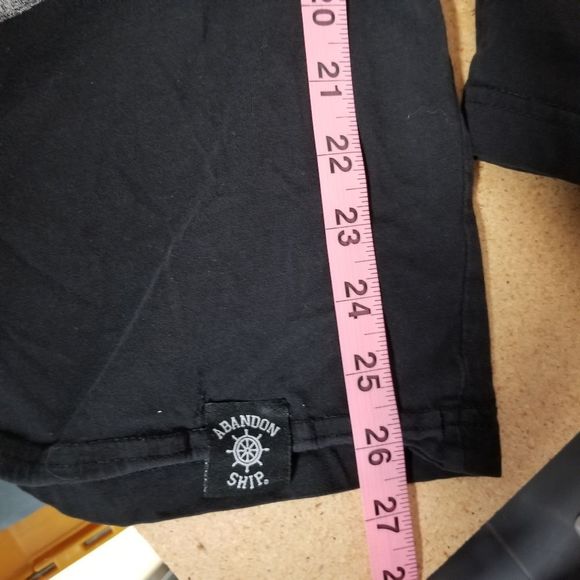 Abondon ship mens medium M black mallgoth short sleeve top
For reference:
Model - Picture 5 of 8